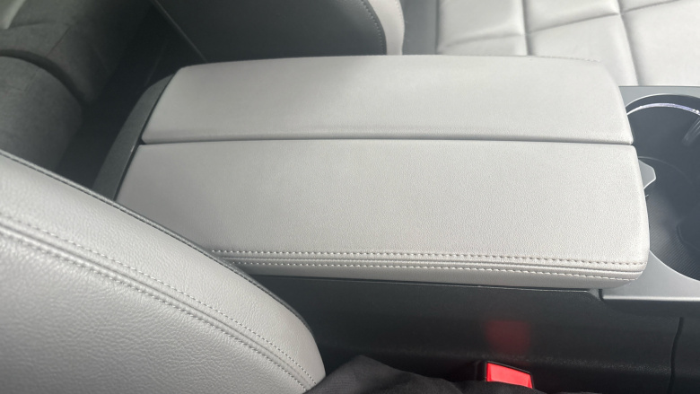 Citroen C5 Aircross 1.6 Plug-in Hybrid 225 Shine Plus 5dr e-EAT8 Hatchback